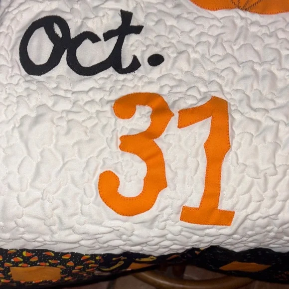 Halloween Themed Quilted Throw Blanket - Picture 6 of 8